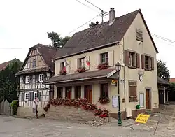 The town hall in Duntzenheim