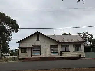 The heritage listed former Duranillin Store