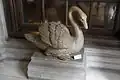 Vintners' Swan Statue.
