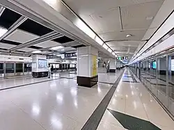 East Tsim Sha Tsui station has had the longest set of platform screen doors in the world, since its opening in 2004, but a third have been out of service since the station began serving shorter trains on the West Rail line (now Tuen Ma line) in 2009.