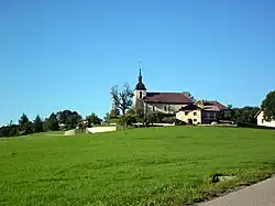A general view of Saint-Martin-Bellevue and the church