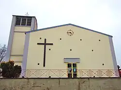 The church in Pournoy-la-Chétive