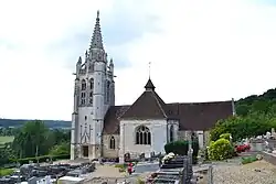 The church in Beaumontel