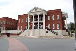Gilmer County courthouse in Ellijay