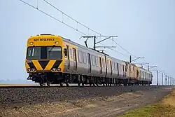 Knorr Comeng in ECOM (yellow & black) livery.