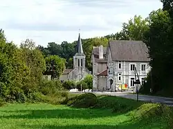 The town hall and church in Eyzerac