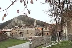 The church and surrounding buildings in Vergons