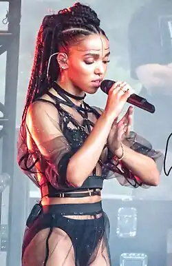 FKA twigs in 2015