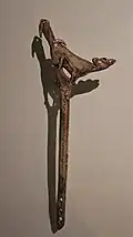 Full view of the spear-thrower