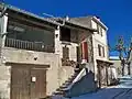 In Ferrassières, a house on high ground with a loggia, calabert,[note 1] and pontin.