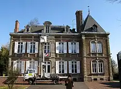 The town hall in Flesselles