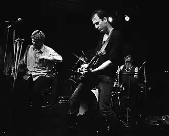 Loose (left) on stage with Flipper in 1984