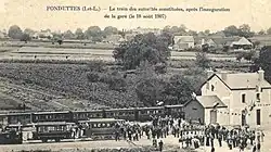 Tramway (foreground) and train (background) at Fondettes station, 18 August 1907.