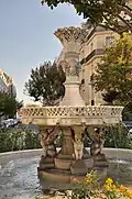 Fountain on Place François-Ier