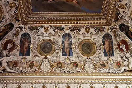 Renaissance stucco volutes on the ceiling from the King's Staircase, Palace of Fontainebleau, France, by Francesco Primaticcio, c.1541-1545[10]