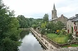 The Agout, the village and the bell tower of Saint-Jean-Baptiste