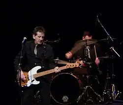 Allen performing with The Searchers in 2015