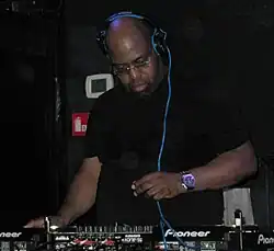 Knuckles in 2012