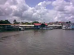 Quays on the Muaná River