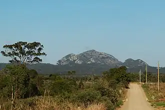 Landscape along Tanby Post Office Road, 2018