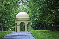 Gardner monument