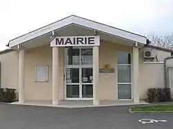 The town hall in Gauriaguet