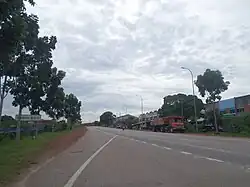 A section of Federal Route 1 in Gemas Baru.