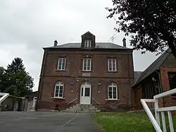 The town hall in Glatigny