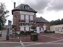 The town hall of Grugies