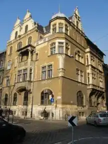 The Gschwindt Palace (Sándor Tóth, 1901), Puskin utca 19/Bródy Sándor utca 12. Built for György Gschwindt, a wealthy businessman.