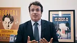 frame grab of Gustavo Cardoso