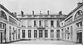 Interior courtyard photograph (c. 1920)[11]