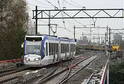 A Plan T and Plan V (right) approach Den Haag Laan van NOI railway station