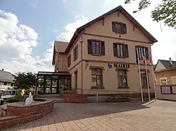 The town hall in Hangenbieten