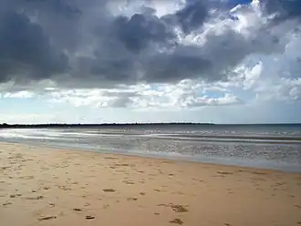 Beach at Torquay in 2006