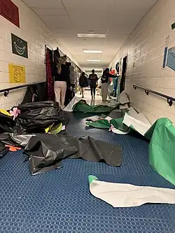 Homecoming cleanup by Leadership students
