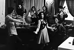Hortto Kaalo performing in 1972, with Anneli Sari