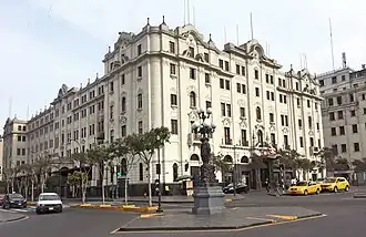 The hotel and the Lamp of the Three Graces
