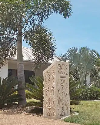 House in Coral Cove, 2014