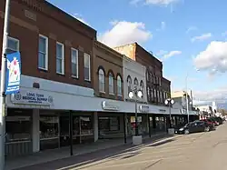 Sumner Avenue in Humboldt
