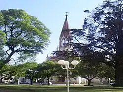 Main square and church of Lincoln