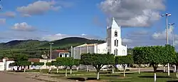 Our Lady of the Immaculate Conception church, with the Campina Hill on the back