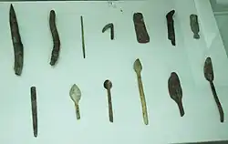 Ancient tools found in the Ilıpınar Mound. Iznik Museum&nbsp;[tr].