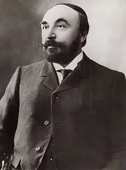 Black-and-white photograph of Rosny aîné