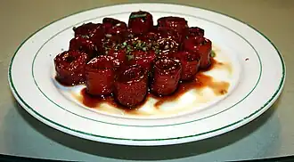 Braised intestines in brown sauce