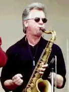 Colla performing with Huey Lewis and the News in 2006