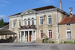 The town hall in Juzennecourt