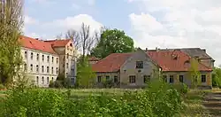 Küstrin-Kietz Oderinsel-barracks (2013), to 1945 German Artillery Barracks; 1945-1991 barracks of the Soviet Forces in Germany