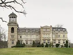 Kaarz Castle