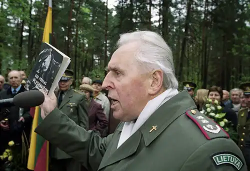 Chaplain Svarinskas preaches
